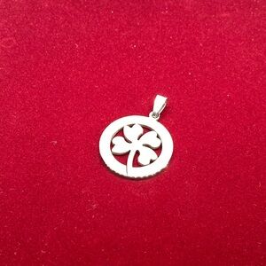 Silver Clover Necklace with Intricate Design